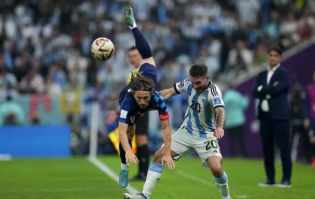 凯恩巅峰对决，梅西与90激战G2分钟，逆转胜负难料！