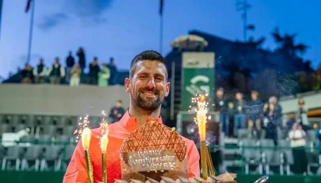 德约科维奇新星挺进下一轮表现惊艳，拜仁未来可期！