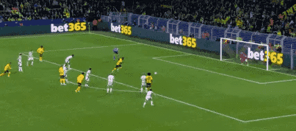 多特蒙德主场大捷，球员赛后激动庆祝胜利，他们产品是一.