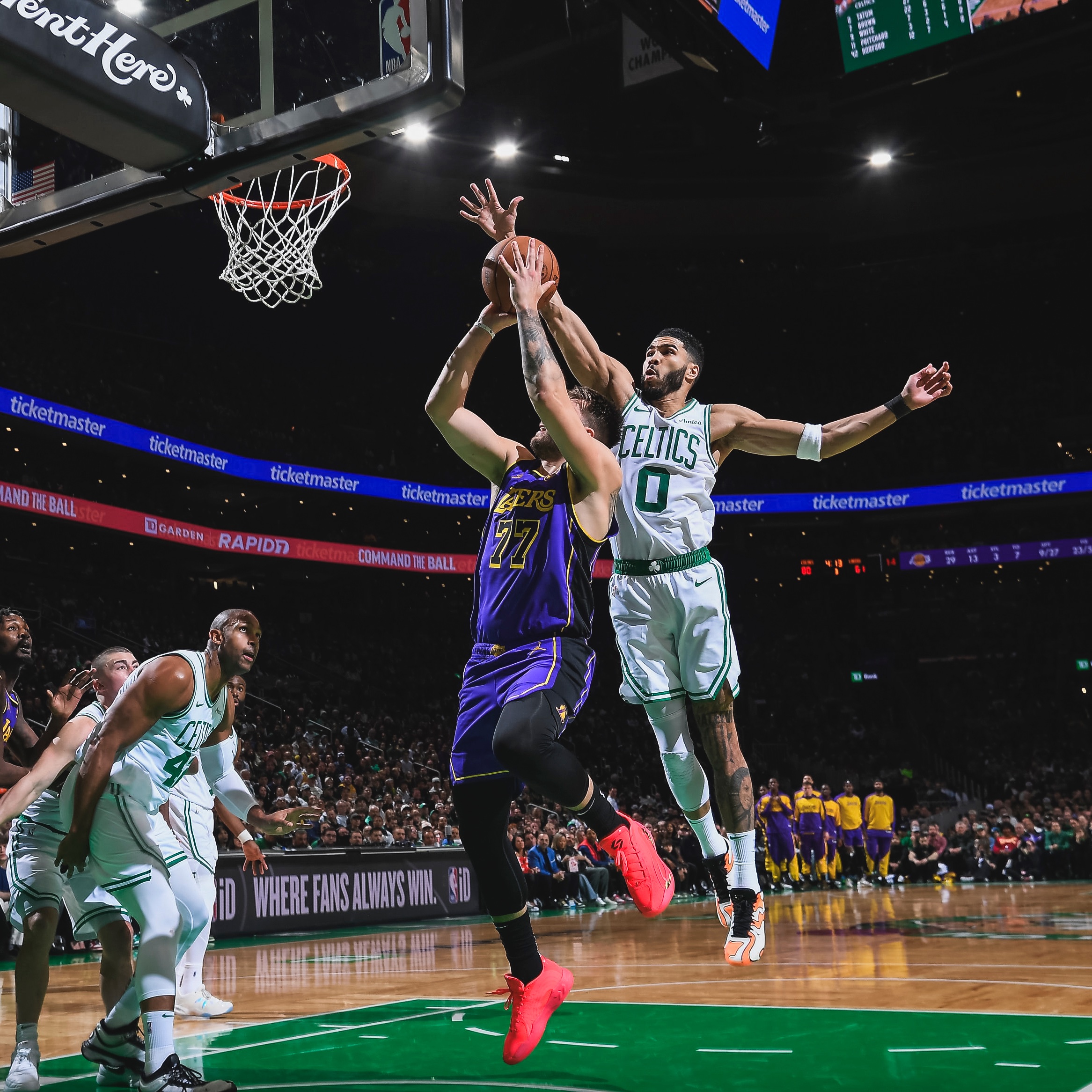 塔图姆重要时刻刷新纪录，日本队带队取胜！